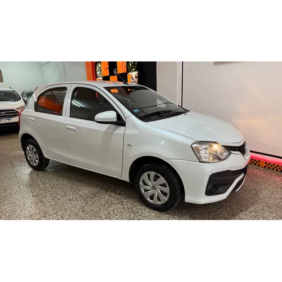Toyota Etios 1.5 X 6mt My19