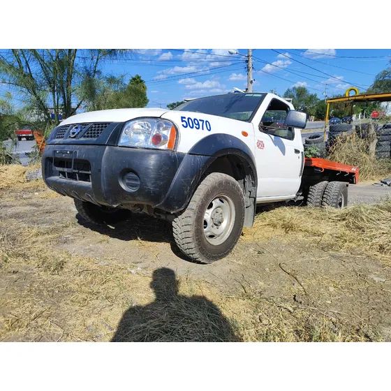 Nissan Np300 2.5 Diesel Chasis 4x4 Mt