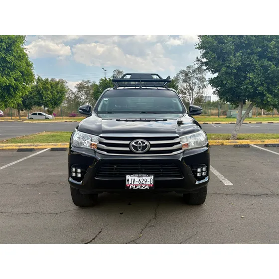 Toyota Hilux 2.7 Cabina Doble Sr Mt