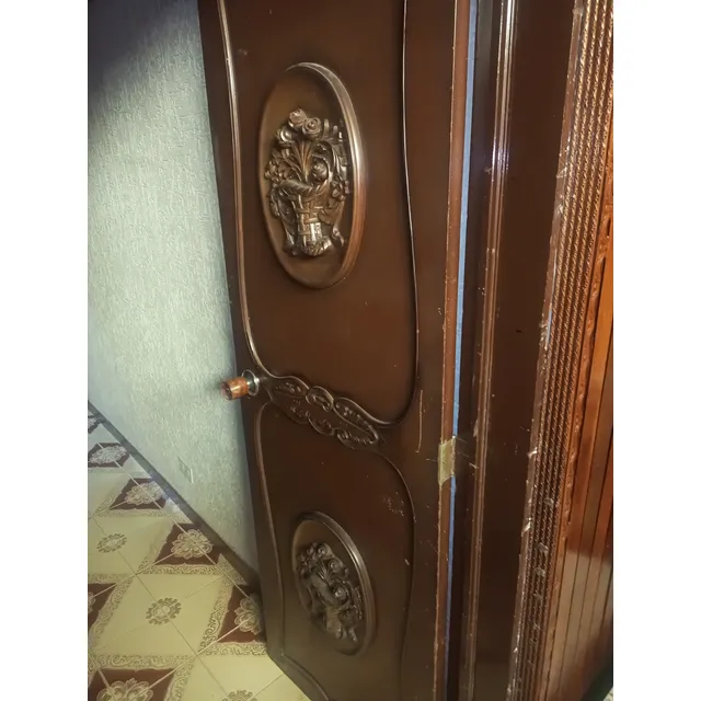 Puerta De Madera Usada