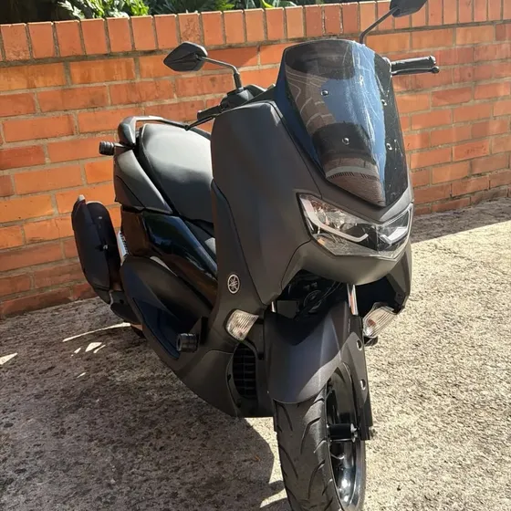 Nmax Conneted 2023