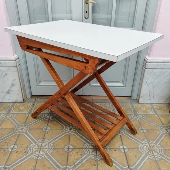 Mesa Plegable De Madera Y Tapa De Cármica Grande