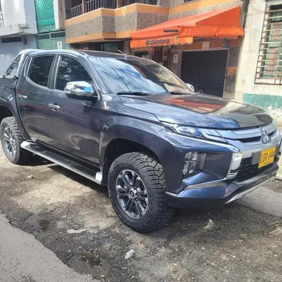 Mitsubishi L200 2023 2.5l