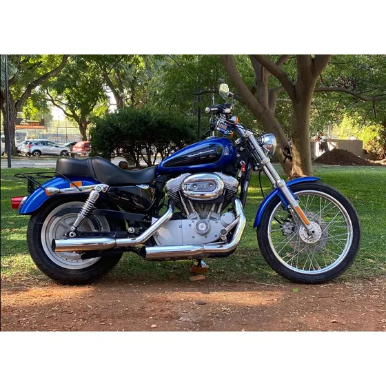 Harley Davidson Sportster 883 Custom