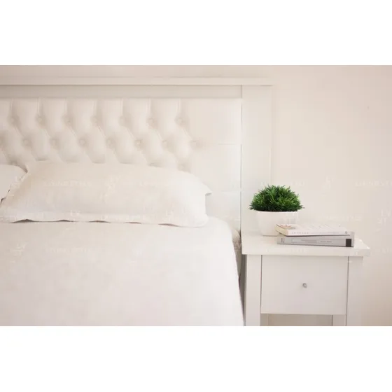 Combo Respaldo Sommier Capitone Laquead 168 + 2 Mesa De Luz