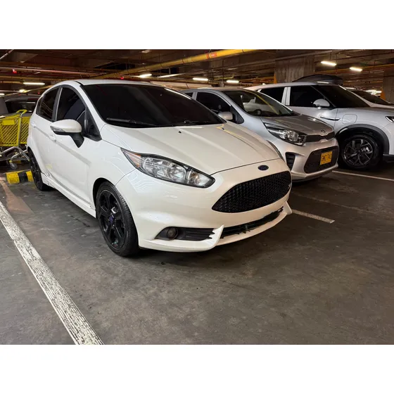 Ford Fiesta 1.6 Hatchback St