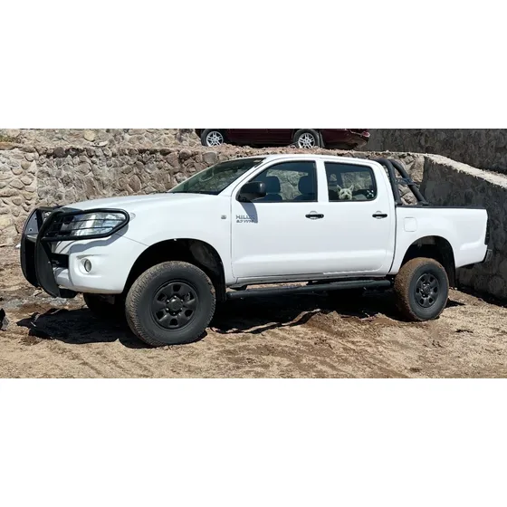 Toyota Hilux Cabina Doble Mt