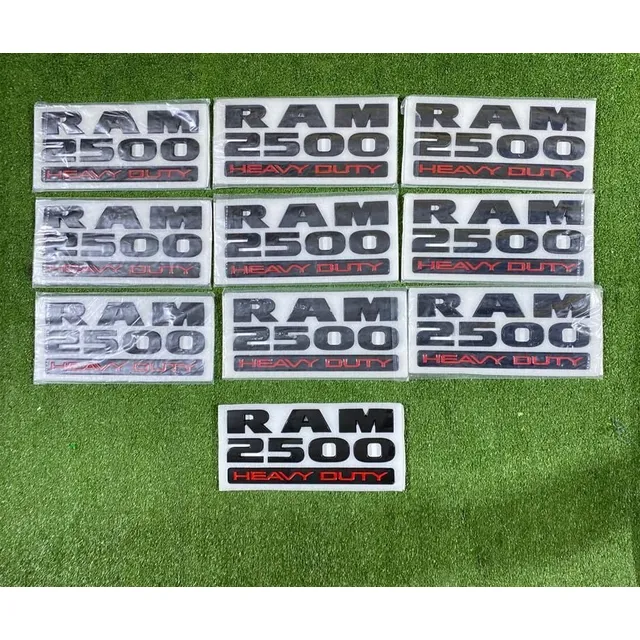 Emblema Ram 2500 Negro Con Rojo Modelo Nuevo