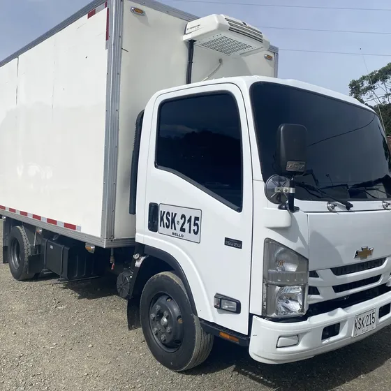 Npr Furgon Refrigerado Acanalado Panamericana