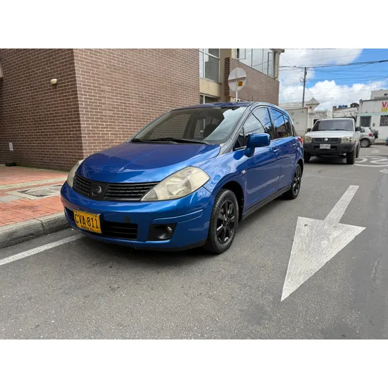 Nissan Tiida 1.8 Premium 5 P