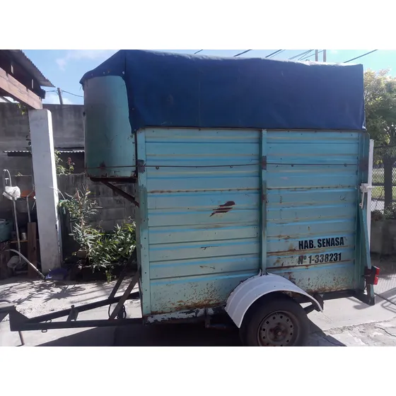 Trailer De Un Solo Caballo, Con Neumático De Auxilio