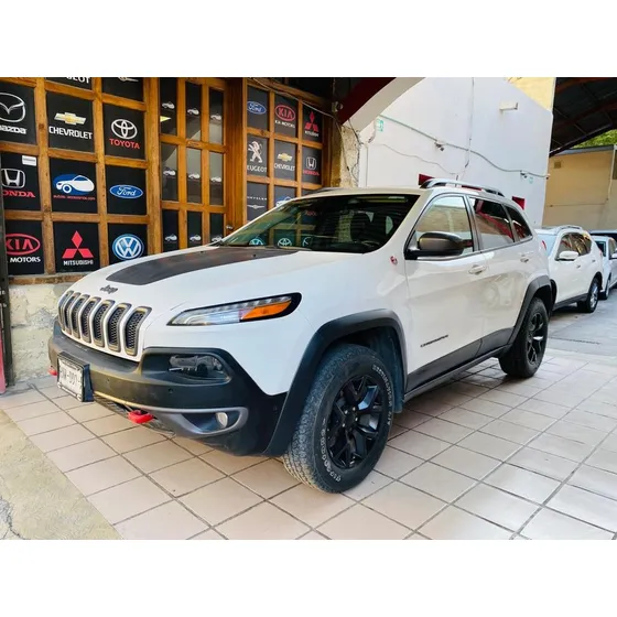 Jeep Cherokee 3.3l Trailhawk At