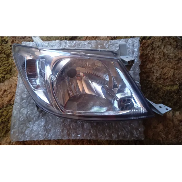 Faro Hilux 2008-2011 Derecho (copiloto) Nuevo Mínimo Detalle
