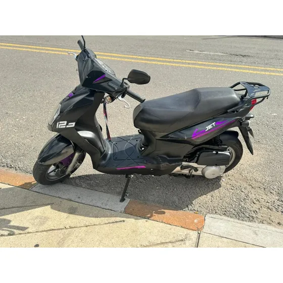 Modelo: 2023 Soat Y Tecno: Abril 2026  Km: 29.327