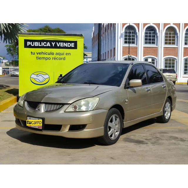 Mitsubishi Lancer Touring 2.0