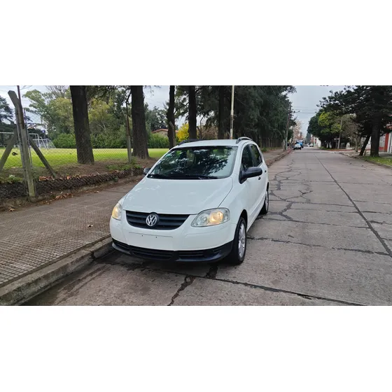 Volkswagen Suran 1.6 Comfortline 101cv 11a