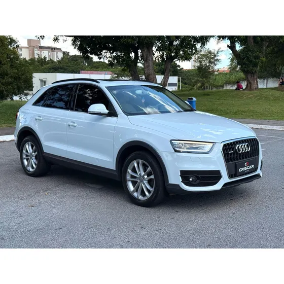 Audi Q3 2.0 Tfsi Ambiente S-tronic Quattro 5p