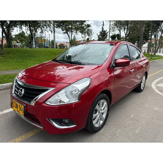 Nissan Versa 1.6 Advance