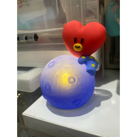 Bt21- Luz Led (tata)