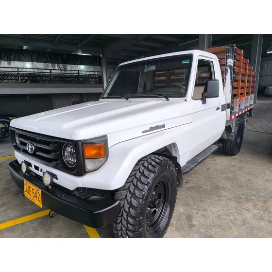 Toyota Land Cruiser 4500 Turbo Diesel 12ht