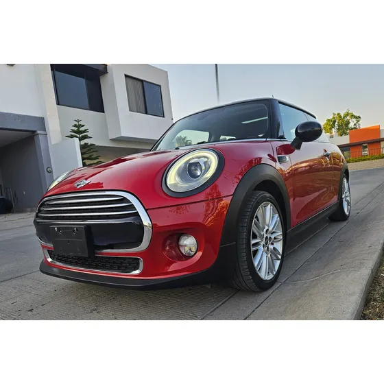 Mini Cooper 1.5 Chili At