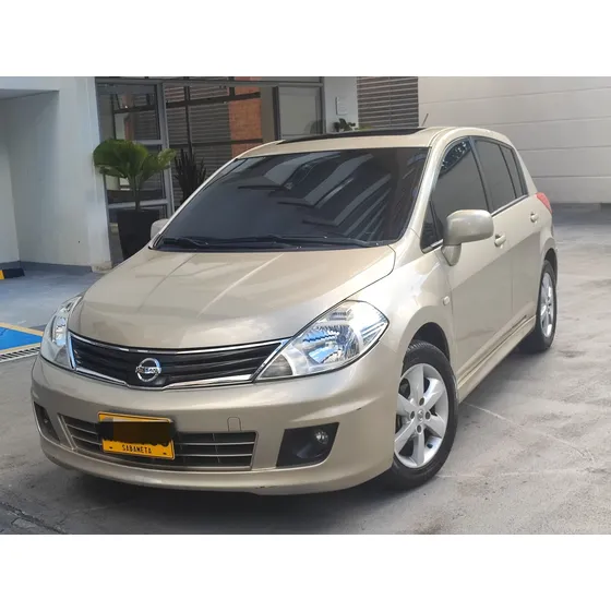 Nissan Tiida 1.8 Premium 5 P
