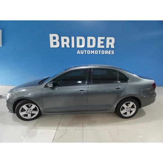Volkswagen Vento 2.5 Advance Plus 170cv