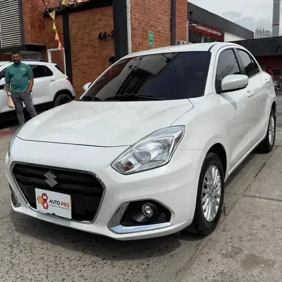 Suzuki Swift 2023 Dzire