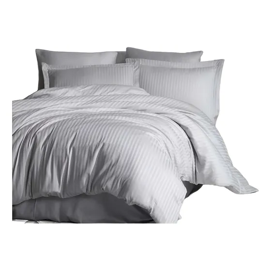 Cover Plumon Queen Kit Hotelero Alta Gama Spazio Hogar