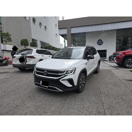 Volkswagen Taos 1.4 Tsi Highline At