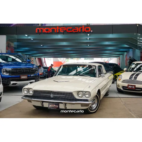 Ford Thunderbird V8