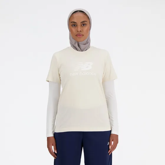 Remera New Balance Wta41502lin Beige Claro  Mujer