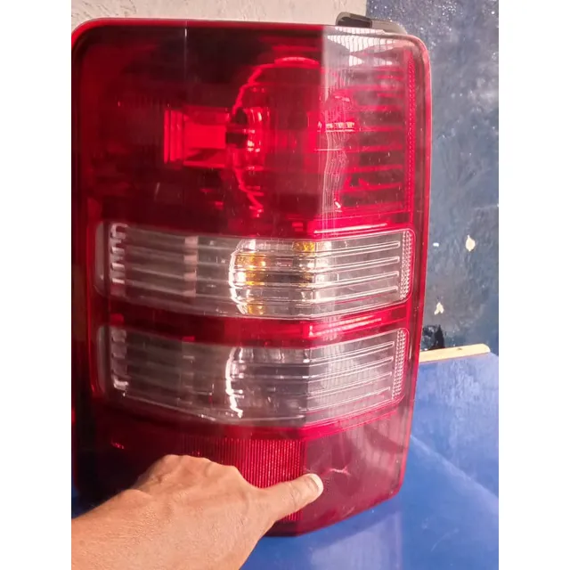 Stop Izquierdo Cherokee Kk Usado Con Detalle