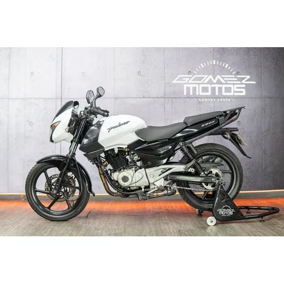 Bajaj Pulsar 220 2015