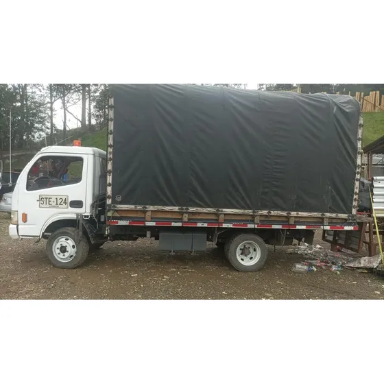 Camión Dong Feng De Estacas, Disel. Capacidad 3.520 Kilos.