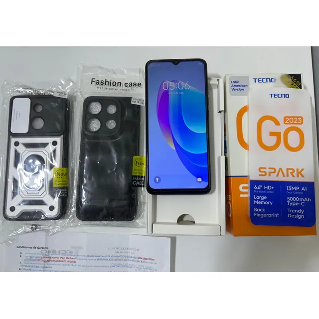 Celular Tecno Spark  Go 2023 Como Nuevo + 3 Forros