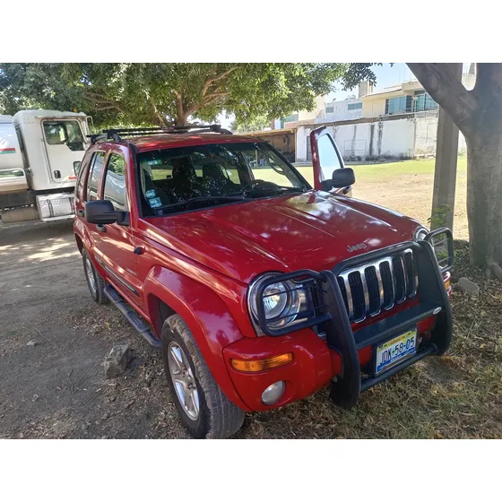 Jeep Liberty Limited 4x2 At