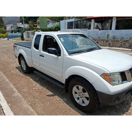 Nissan Frontier Crew Cab Se 4x2 At