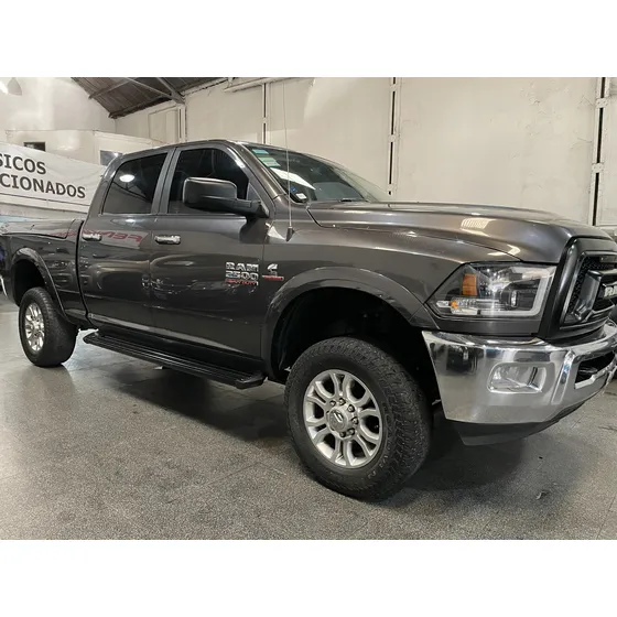 Ram 2500 6.7 Laramie I Atx 350cv 4x4