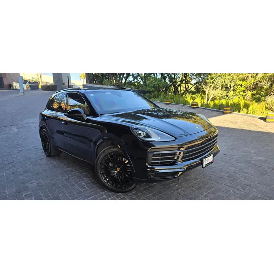 Porsche Cayenne Platinum Edition