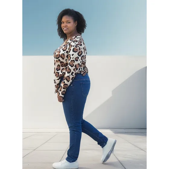 Pantalón Jean Slim Básico Vaquero Preta Talles Grandes Preta