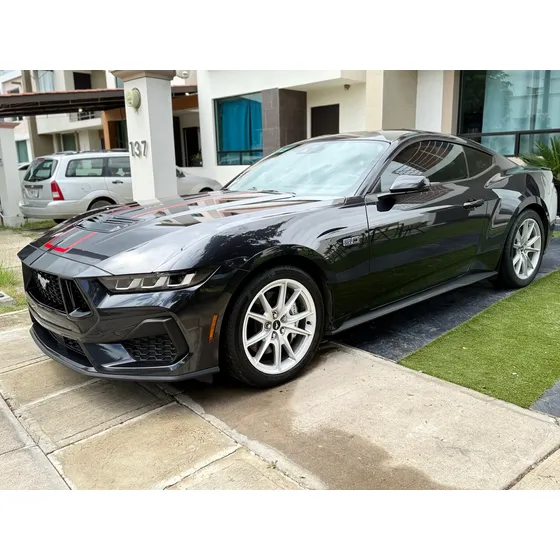 Ford Mustang 5.0l Gt V8 At