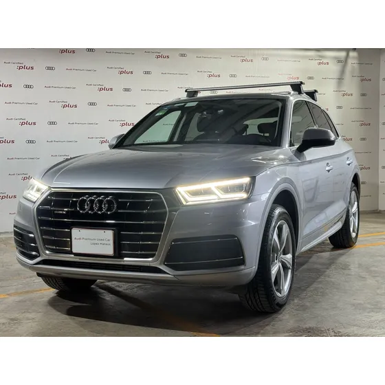 Audi Q5 2.0 L4 Elite S-tronic At
