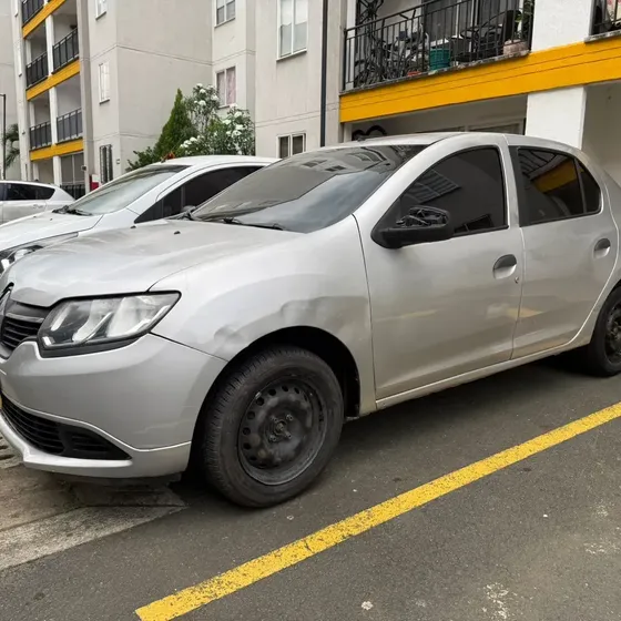 Renault Logan 2017 1.6 Privilege