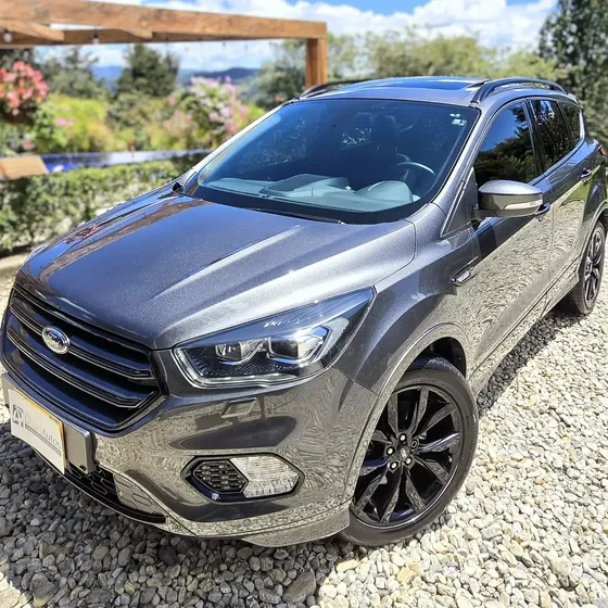Ford Escape 2019 St Line / Version Deportiva Full Equipo / 4x4 / Como Nueva