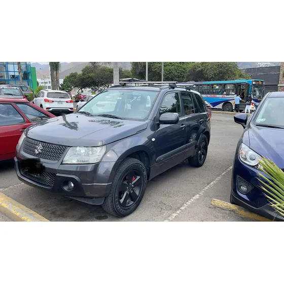 Suzuki Grand Nomade 4x2