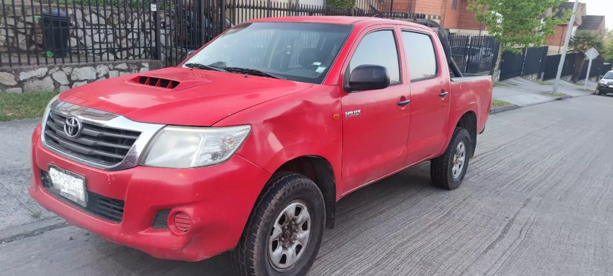 Toyota Hilux 2.5 4x4 Año 2015 200.000 Km