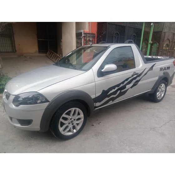 Ram 700 1.6 Slt Mt