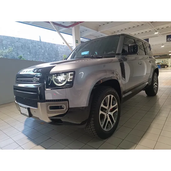 Land Rover Defender 110 X