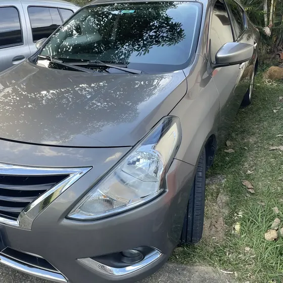 Nissan Versa 2019 1.6 Advance